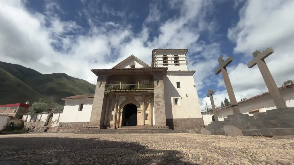 Iglesia de San Pedro Apóstol de Andahuaylillas, la Capilla Sixtina de América